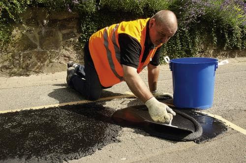 Moravia Vloerreparatie, 20 kg verpakking: 5 kg bindmiddel en 15 kg kwartszand