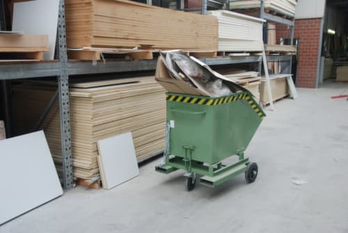 Bauer Kiepwagen voor spaanders SKW-ET 250 met kraan