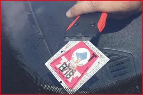 Badge schraper
