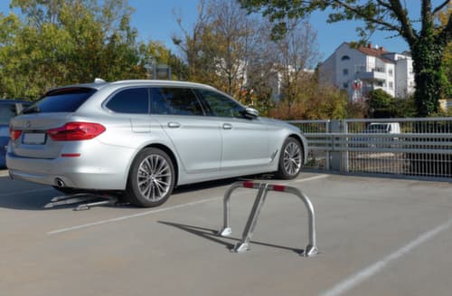 Inklapbare parkeerbeugel SESAM, hoogte 455 mm, voor vastschroeven