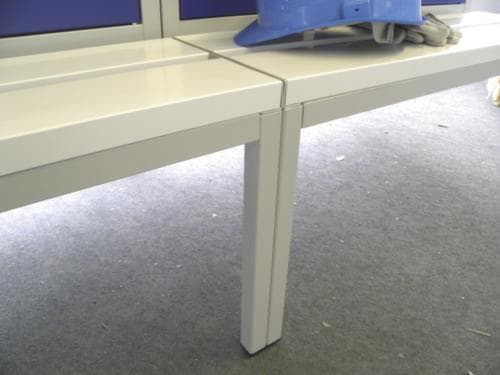 PAVOY Locker Basis met bank + 3 vakken, vakbreedte 300 mm